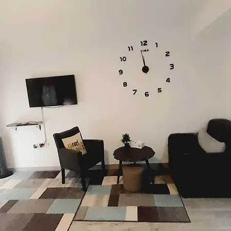 Brand New Entire Place In Center Of Zemun * Белград